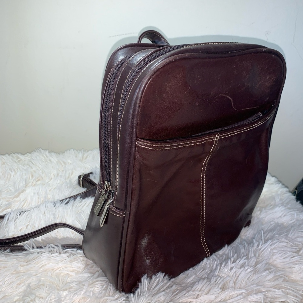 Mantles Purse Backpack Bag Leather Brown 10x3x11.5” Multiple Pockets Adj Straps